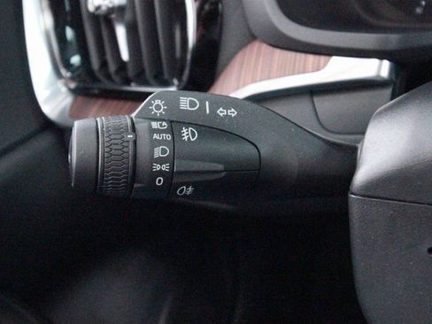 Certified 2023 Volvo S60 T8 Plus image 17