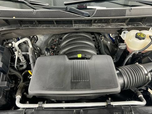 Used 2023 Chevrolet Silverado 1500 RST AWD/4WD image 25