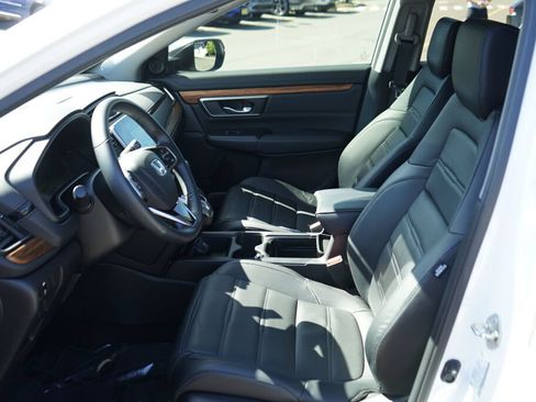 Used 2019 Honda CR-V Touring image 16