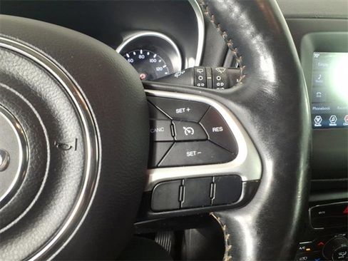 Used 2018 Jeep Compass Latitude w/ Popular Equipment Group image 27