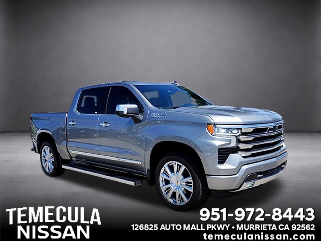 Used 2024 Chevrolet Silverado 1500 High Country w/ High Country Premium Package AWD/4WD image 1