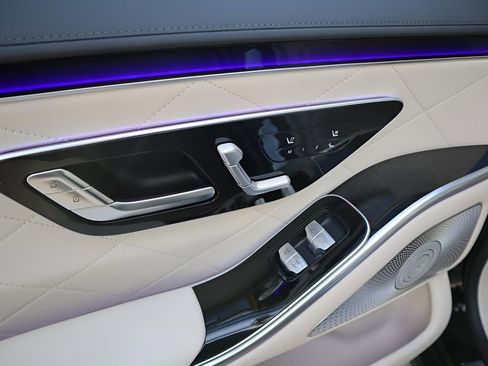 New 2026 Mercedes-Benz S 580 4MATIC Sedan image 13