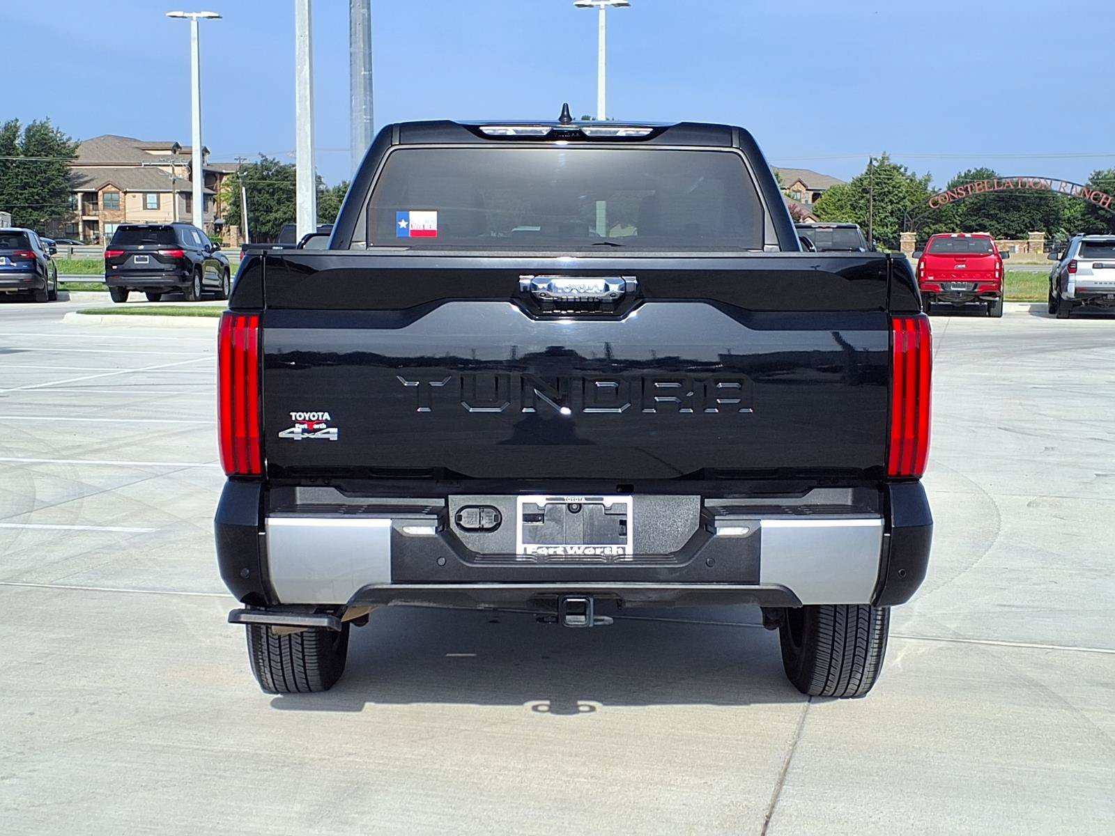 Used 2024 Toyota Tundra Limited w/ Power Package AWD/4WD image 8