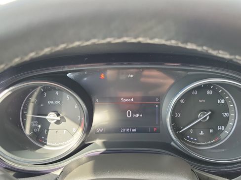 Used 2023 Buick Encore GX Essence w/ Experience Buick Package FWD image 31