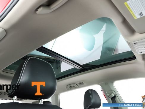 Used 2024 Volkswagen Atlas SE w/ Panoramic Sunroof Package FWD image 77