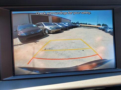 Used 2019 Hyundai Elantra Limited w/ Cargo Package FWD image 3