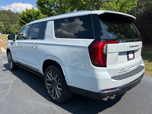 Used 2026 GMC Yukon XL Denali Ultimate AWD/4WD image 26