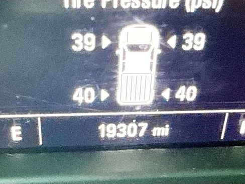 Used 2021 Chevrolet Silverado 1500 Custom image 40