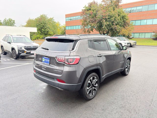 Used 2023 Jeep Compass Limited w/ Sun and Sound Group AWD/4WD image 6