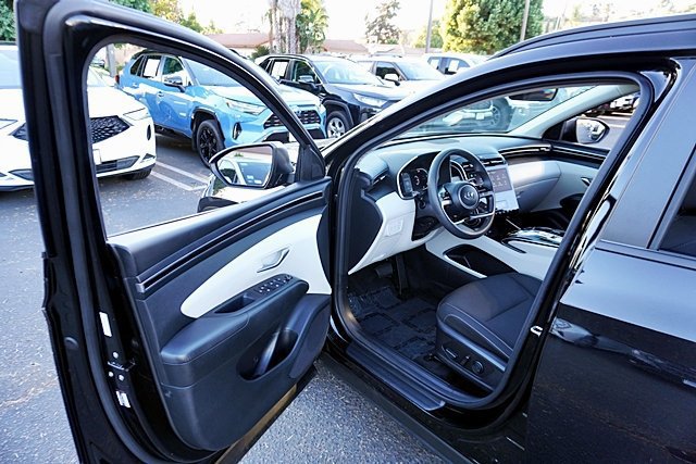 Used 2024 Hyundai Tucson SEL AWD/4WD image 47