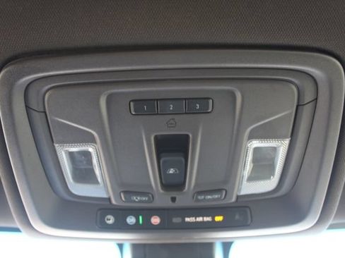 Used 2022 GMC Sierra 2500 Denali AWD/4WD image 33