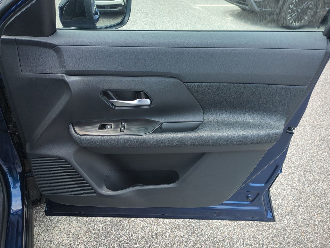 New 2026 Nissan Kicks SV w/ SV Premium Package FWD image 36