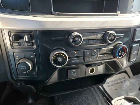 New 2025 Ford F550 4x4 SuperCab Super Duty image 15