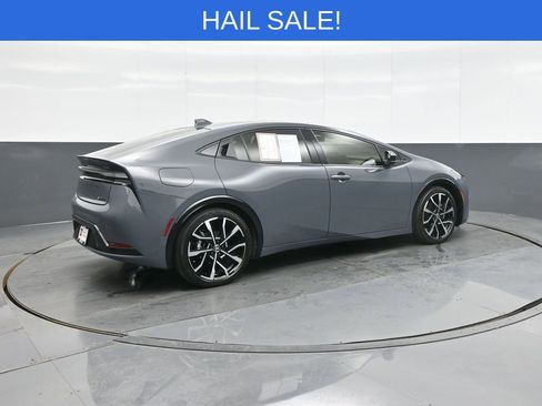 Used 2024 Toyota Prius Prime XSE image 7