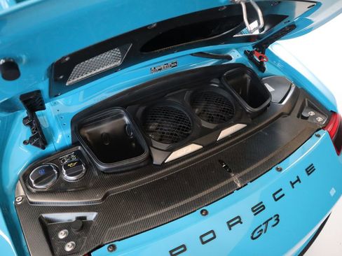 Used 2018 Porsche 911 GT3 image 25