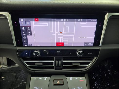 Used 2023 Porsche Macan GTS image 25