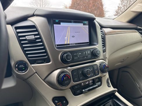 Used 2020 GMC Yukon Denali w/ Open Road Package image 11