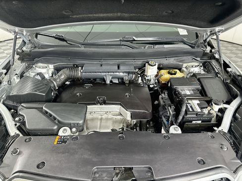 Used 2019 Buick Envision Essence AWD/4WD image 33