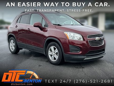 Used 2016 Chevrolet Trax LT w/ LT Convenience Package FWD image 1