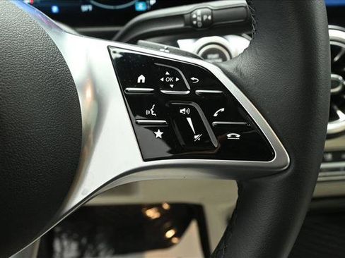 Certified 2026 Mercedes-Benz GLB 250 4MATIC image 13