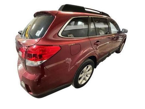Used 2013 Subaru Outback 2.5i Premium w/ All-Weather Pkg AWD/4WD image 5
