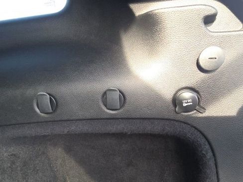 Used 2018 Jeep Grand Cherokee Altitude image 14