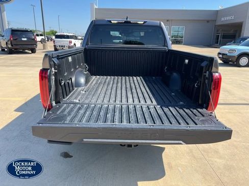 Used 2022 Toyota Tundra Limited w/ Power Package RWD image 22