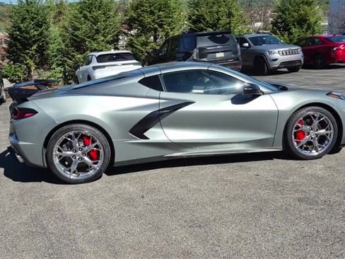 Used 2023 Chevrolet Corvette Stingray Preferred Cpe w/ 2LT image 2