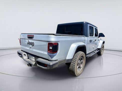 Used 2024 Jeep Gladiator Sport AWD/4WD image 4