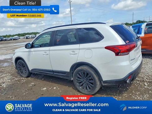 Used 2020 Mitsubishi Outlander AWD image 3
