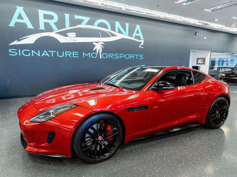 Used 2015 Jaguar F-TYPE R image 1