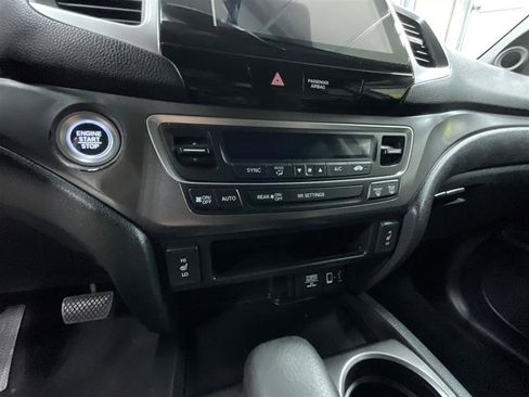 Used 2018 Honda Ridgeline RTL-T image 16