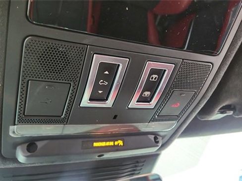 Used 2022 Jaguar F-PACE SVR image 57