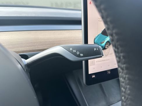 Used 2023 Tesla Model Y Long Range image 18