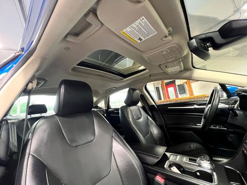 Used 2020 Ford Fusion Titanium image 17