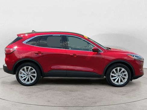 Used 2021 Ford Escape Titanium w/ Titanium Elite Package AWD/4WD image 4