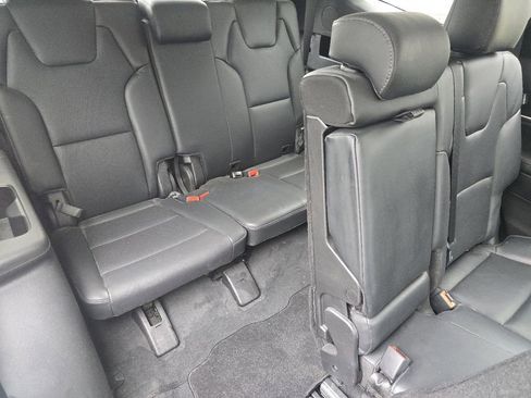 Used 2024 Kia Telluride LX image 19