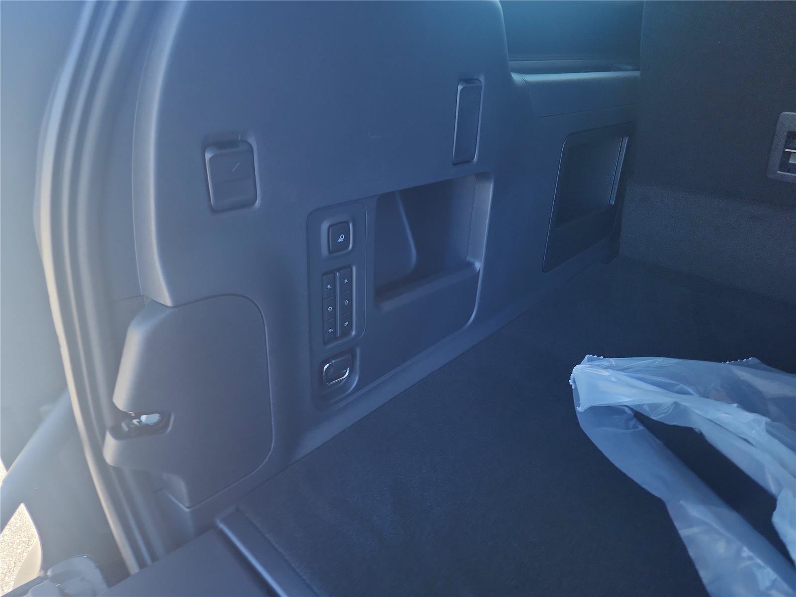 New 2027 Ford Expedition Max Active RWD image 19