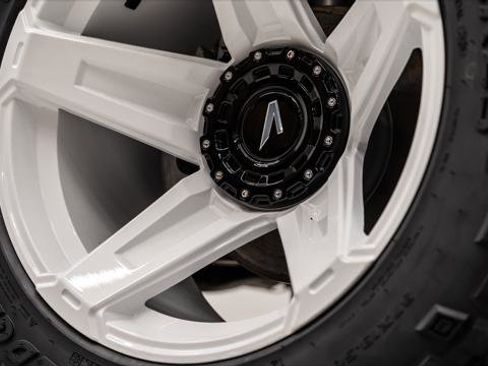 Used 2026 Jeep Wrangler Unlimited Sport image 36