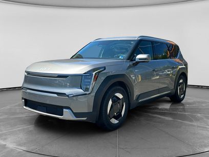 Used 2024 Kia EV9 Wind