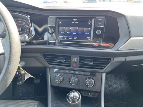 Used 2021 Volkswagen Jetta S FWD image 26