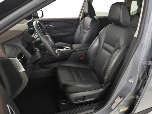 Used 2021 Nissan Rogue SL w/ Premium Package AWD/4WD image 17
