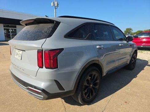 Used 2022 Kia Sorento SX FWD image 8