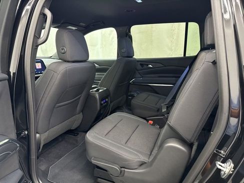 New 2026 Chevrolet Traverse LT w/ Enhanced Driving Package FWD image 19