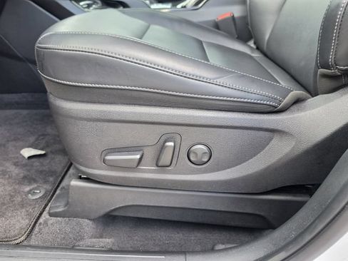 Certified 2025 Kia Telluride S FWD image 17