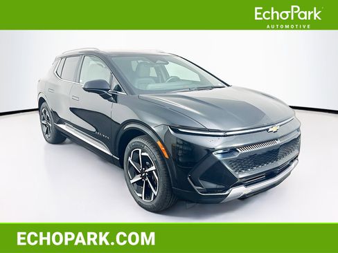 Used 2025 Chevrolet Equinox EV LT FWD image 1