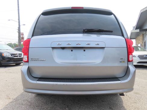 Used 2016 Dodge Grand Caravan R/T FWD image 26