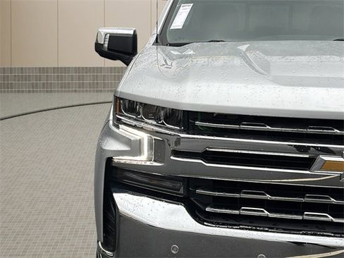 Used 2022 Chevrolet Silverado 1500 LTZ image 10
