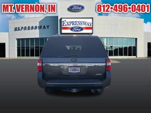 Used 2017 Ford Expedition XLT w/ Equipment Group 202A AWD/4WD image 7