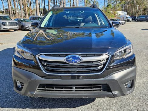 Used 2022 Subaru Outback Premium image 2